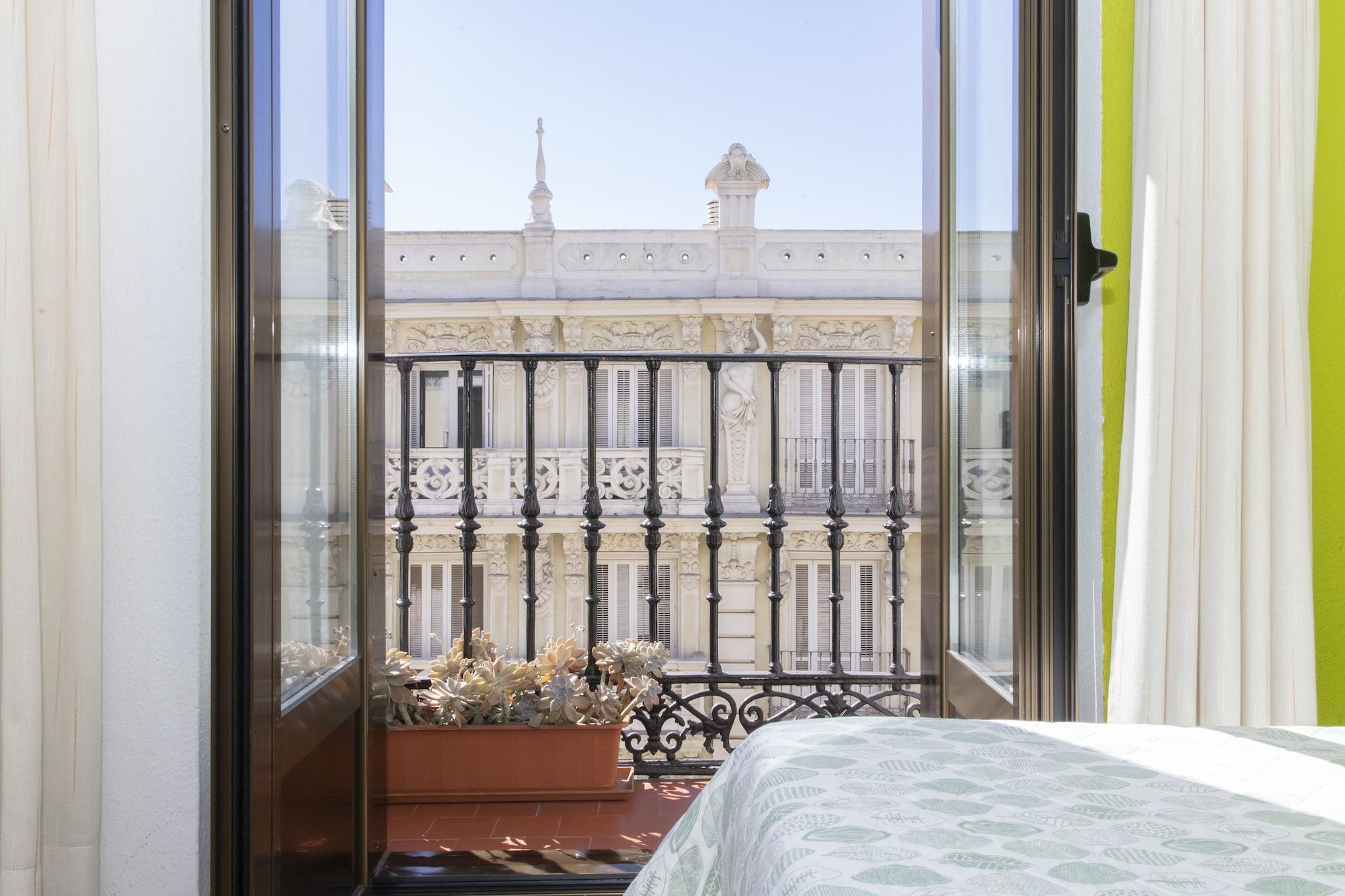 Hostal Rober Madri Exterior foto