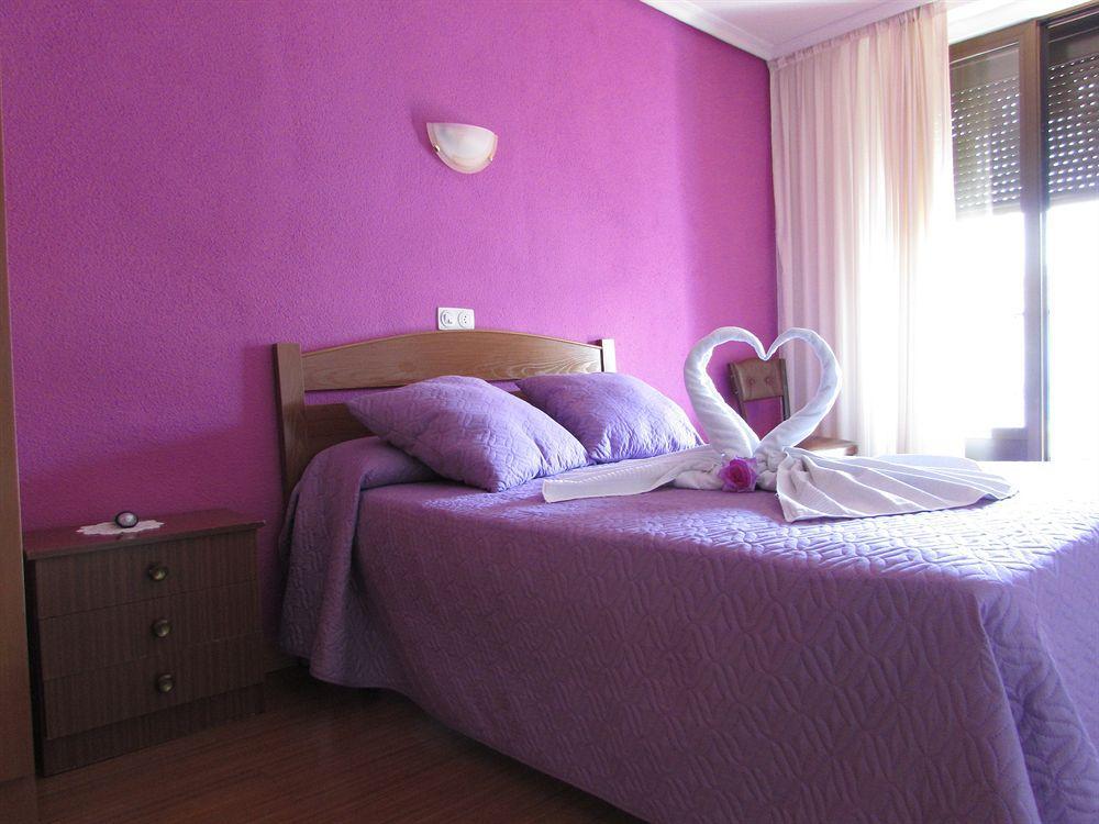 Hostal Rober Madri Exterior foto