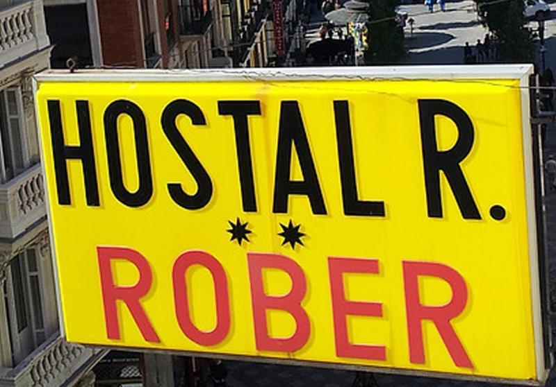 Hostal Rober Madri Exterior foto